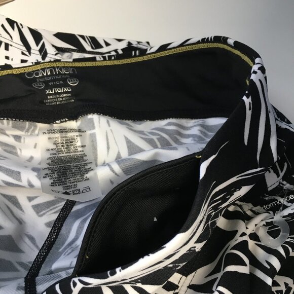 Calvin Klein Performance Black and White Capri Leggings Size XL - Picture 12 of 12